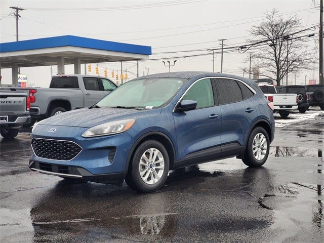 2020 Ford Escape SE