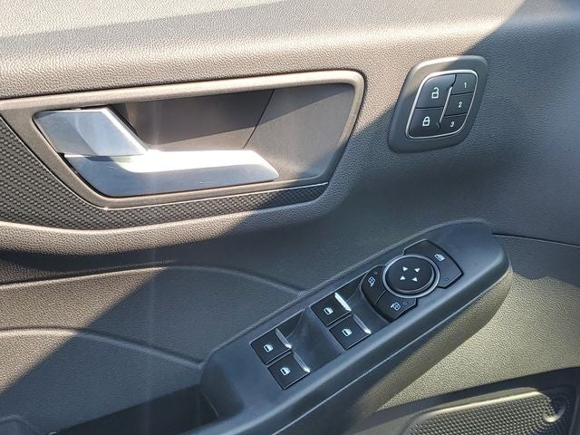 2023 Ford Escape ST-Line Elite