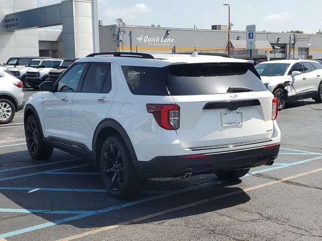 2023 Ford Explorer ST-Line