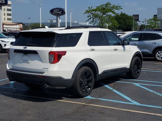 2023 Ford Explorer ST-Line