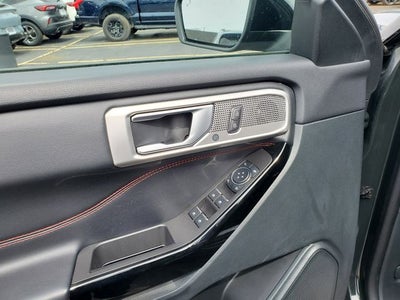 2024 Ford Explorer ST-Line