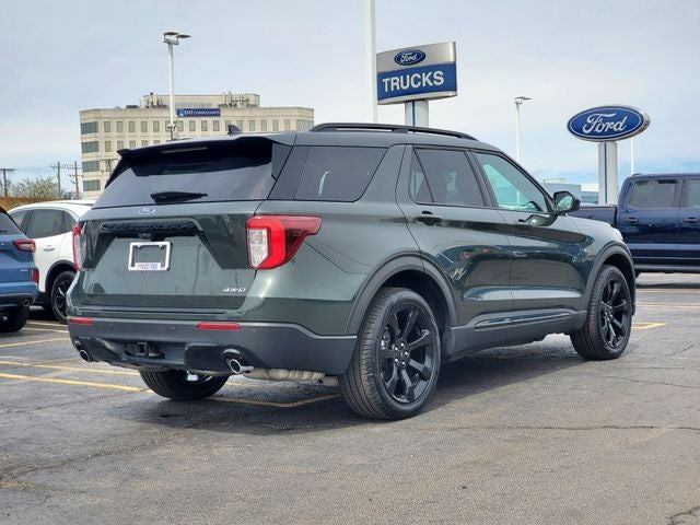 2024 Ford Explorer ST-Line