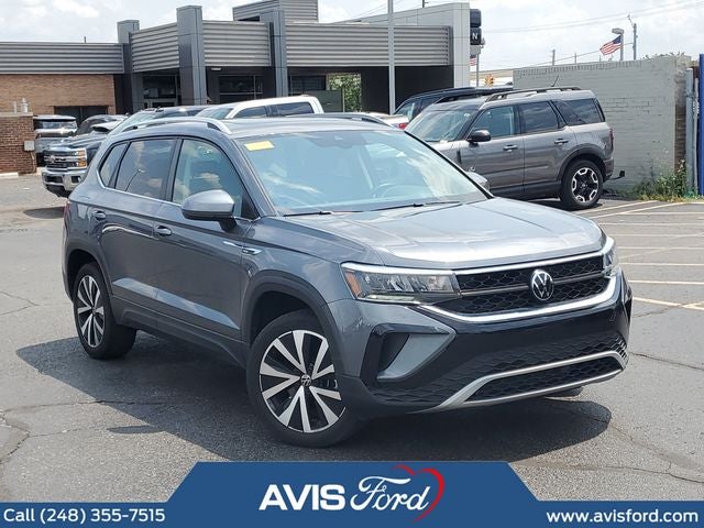 2024 Volkswagen Taos 1.5T SE