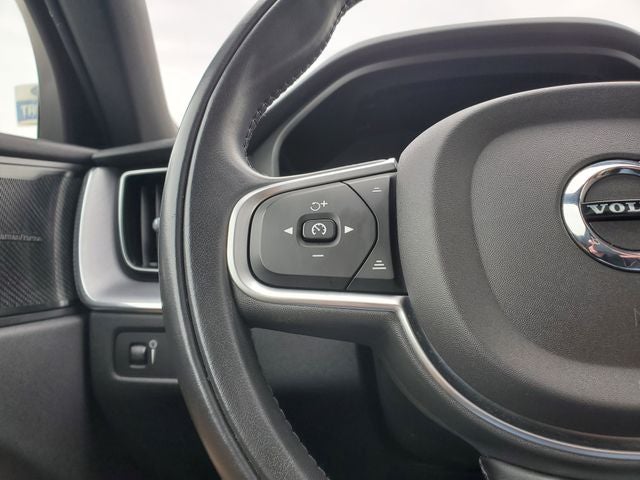 2020 Volvo XC60 T5 Momentum