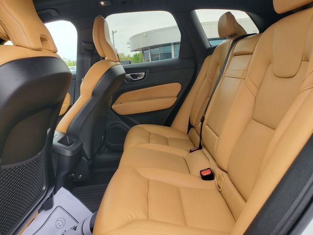 2020 Volvo XC60 T5 Momentum